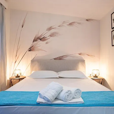 Hara W Heated Pool * نيا إيراكليا