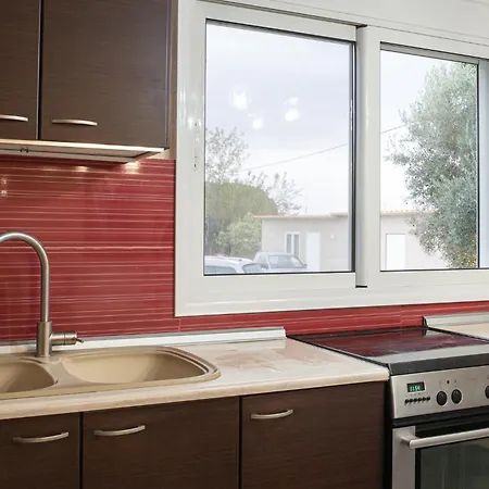 Hara W Heated Pool * نيا إيراكليا