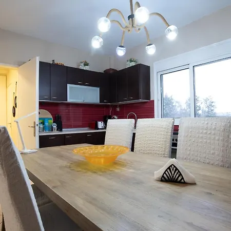 Hara W Heated Pool * نيا إيراكليا