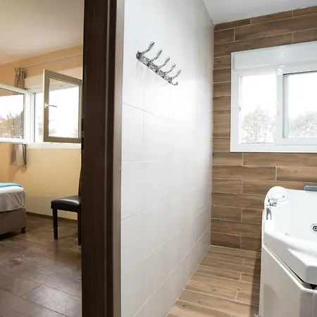 فيلة Hara W Heated Pool نيا إيراكليا