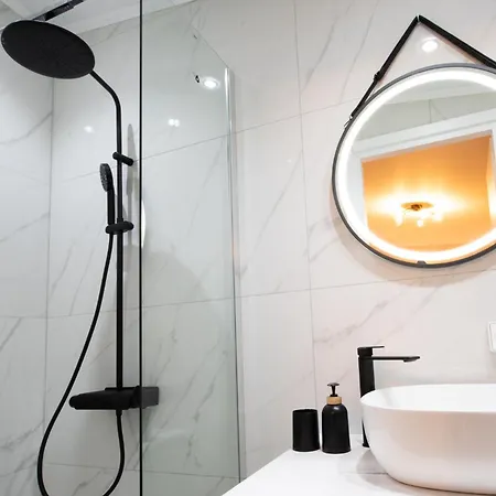 فيلة Hara W Heated Pool