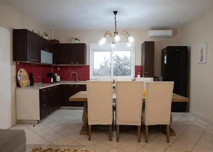 Hara W Heated Pool * Nea Iraklia