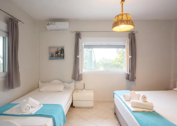 Hara W Heated Pool *