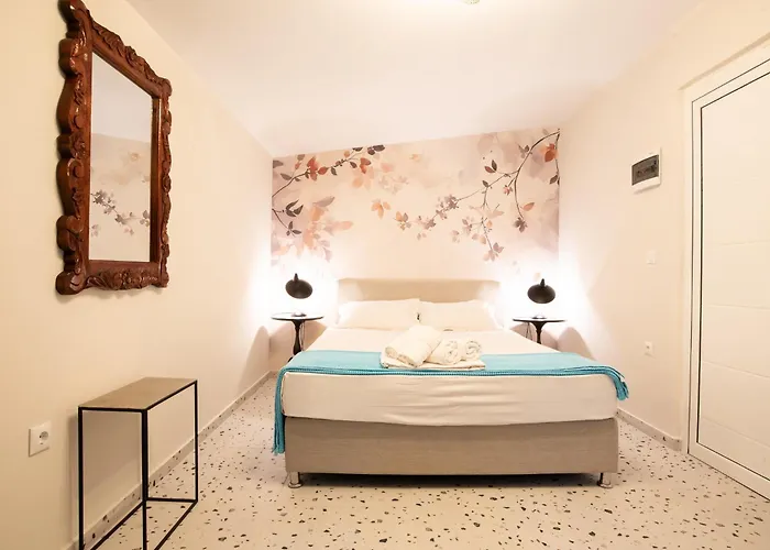 Hara W Heated Pool Nea Iraklia