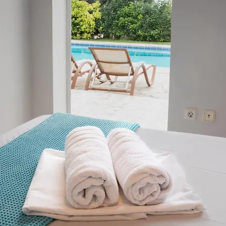 Hara W Heated Pool Вилла